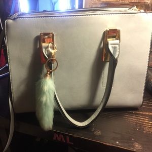 cute baby blue tj maxx hand bag!