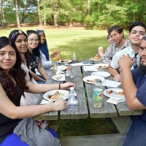 Meet your Posher, Gustavo