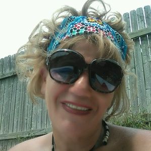 Meet your Posher, Marcelle