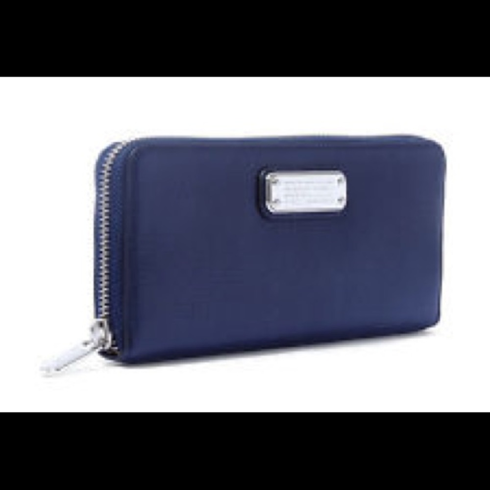 BRAND NEW MARC JACOBS LEATHER WALLET