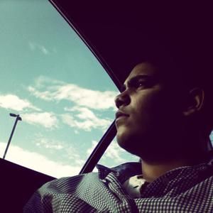 Meet your Posher, Genaro