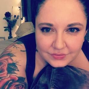 Meet your Posher, Adrianna