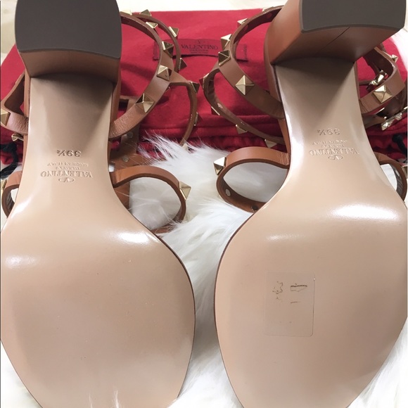 XSOLDx Valentino Garavani Rockstud cage sandals - Picture 6 of 8