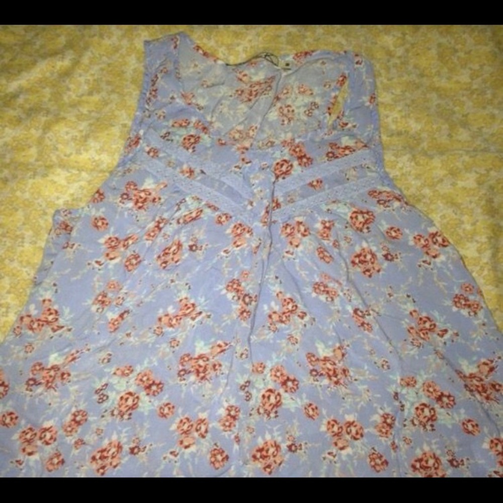 CHLOE K TANKTOP FLORAL