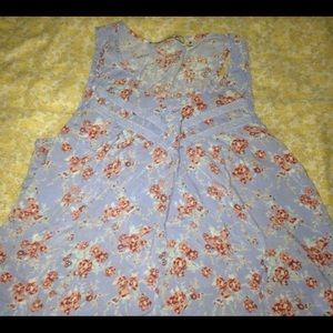 CHLOE K TANKTOP FLORAL