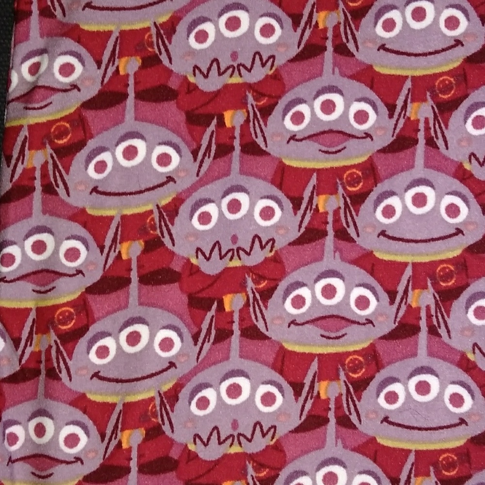 Tc toy story claw aliens Lularoe HTF rare