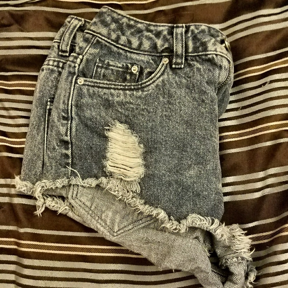 H&M high waist and distressed shorts