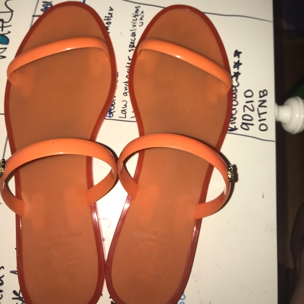 tory burch flip flops