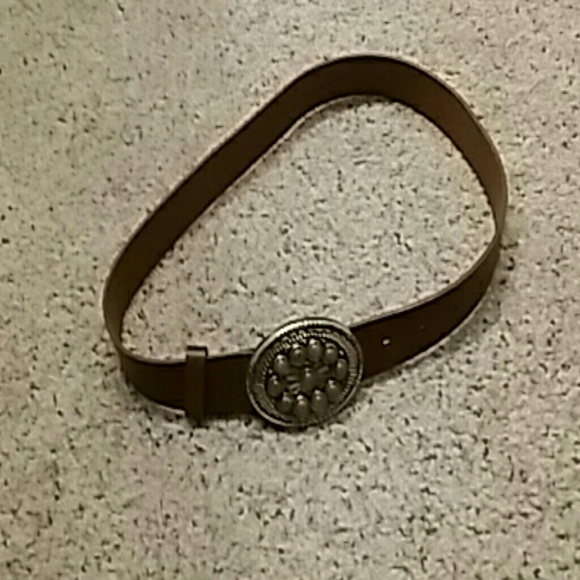 ***FREE SHIPPING***Vintage Brown Leather belt w/cute buckle! main image 3
