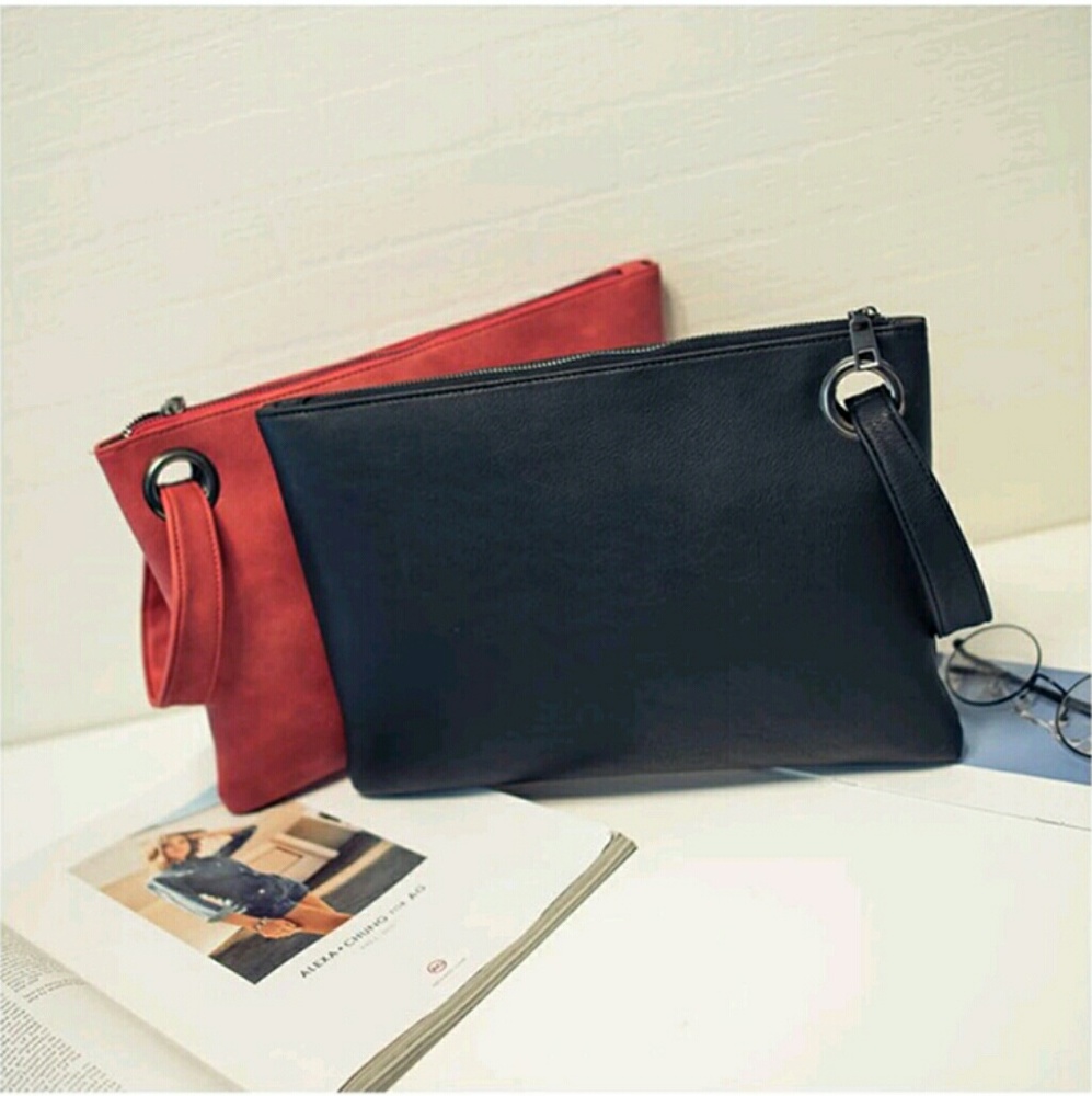 Women Envelope Clutch Solid Pattern