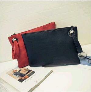 Women Envelope Clutch Solid Pattern