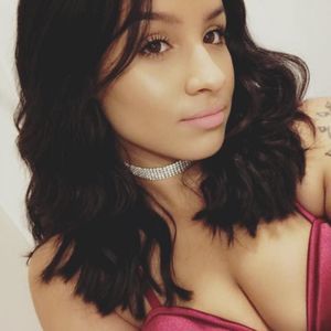 Meet your Posher, Daniella