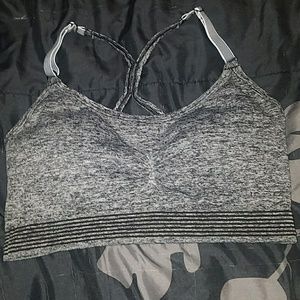 NWT VICTORIA SPORT Victoria's Secret stretch bra