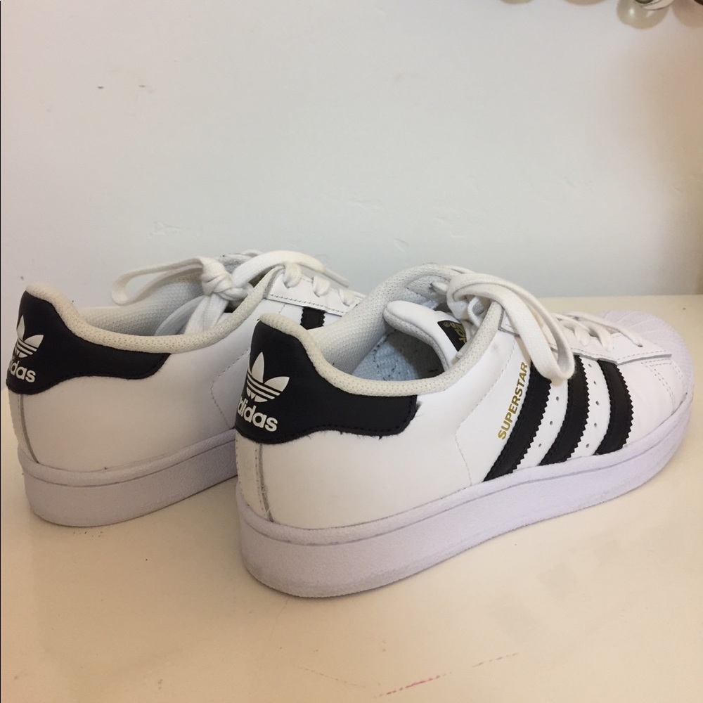 Adidas Superstar Sneakers