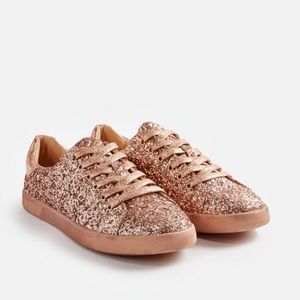 BRAND NEW • Rose Gold Glitter Sneaker 💎
