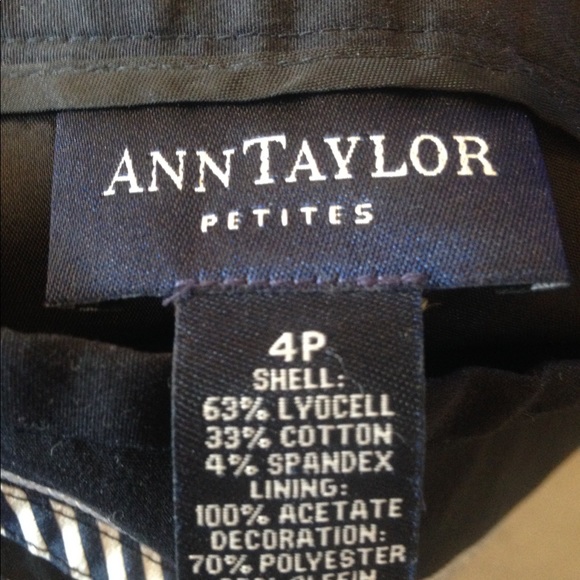 Ann Taylor Pencil Skirt Size 4P - Picture 2 of 3
