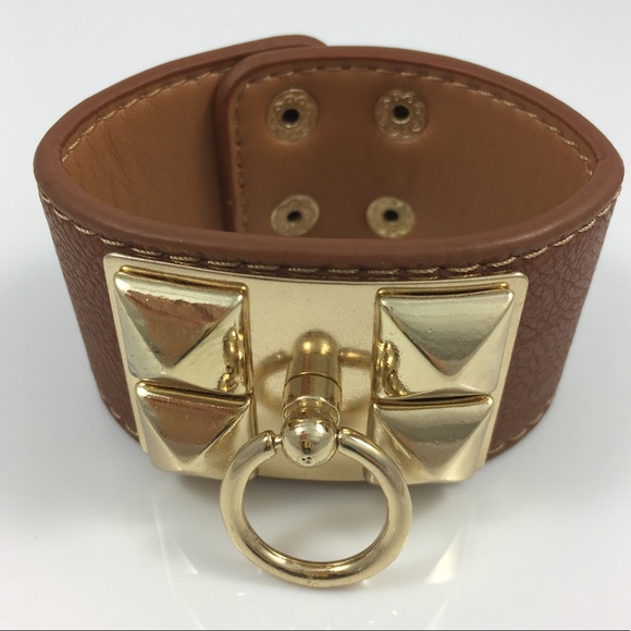 Dark beige/brown gold pyramid cuff - Picture 2 of 5