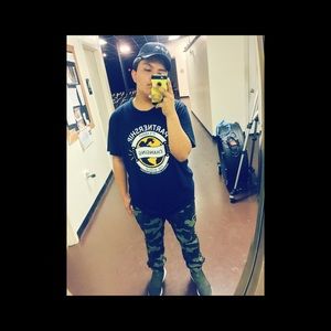 Meet your Posher, Eduardo