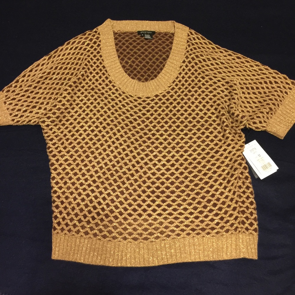 Gold short sleeve sweater