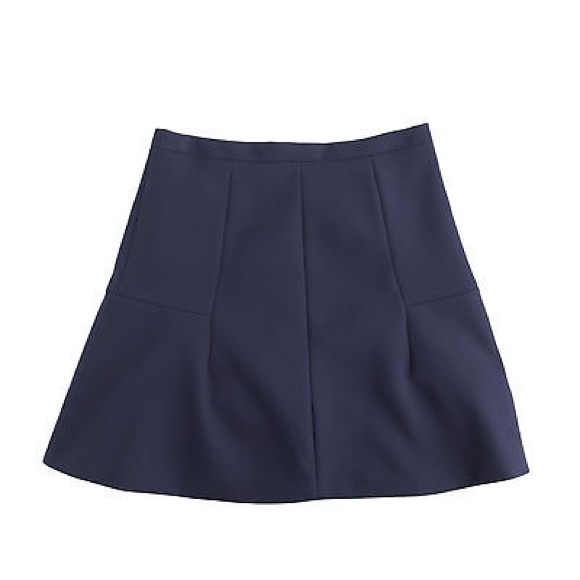 ❌SOLD!❌J. Crew / fluted skirt in double crepe navy - Picture 4 of 5