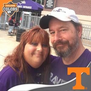 Meet your Posher, Tom-joanna