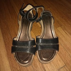 Black Naturalizer sandals platforms