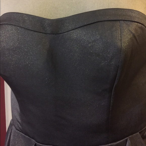 Jessica Simpson size 10 charcoal/gold dress - Picture 3 of 3