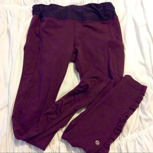 GUC Lululemon Burgundy Speed Tights Size 8