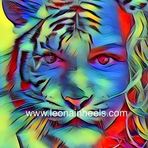 Meet your Posher, Leona