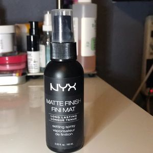 NYX Matte Setting Spray