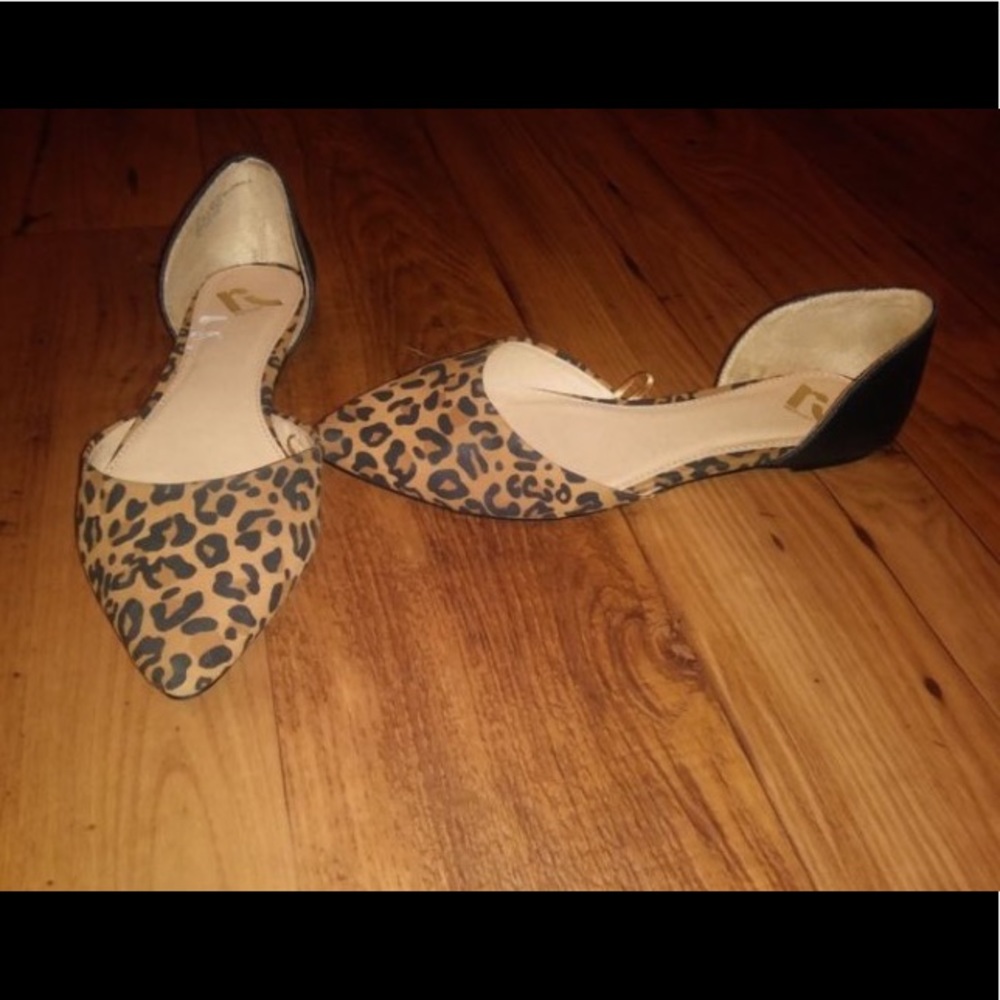 Report flats cheetah print leopard shoes size 9
