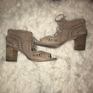 Vince Camuto Heels