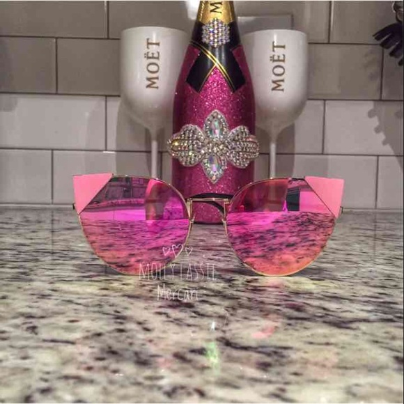 Accessories - HOT PINK CATEYE MIRRORED SUNGLASSES