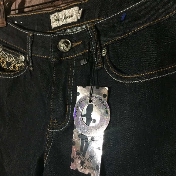 Jeans - Picture 2 of 3