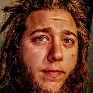 Meet your Posher, Dustin