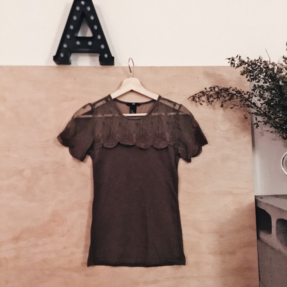 Sheer laced top T-Shirt