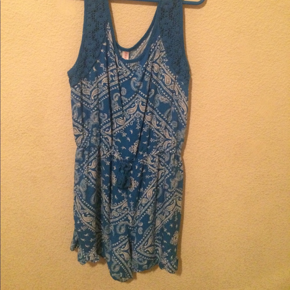 A romper.