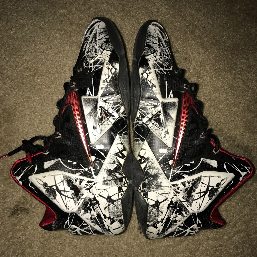 *BEATERS* lebron 11 graffiti