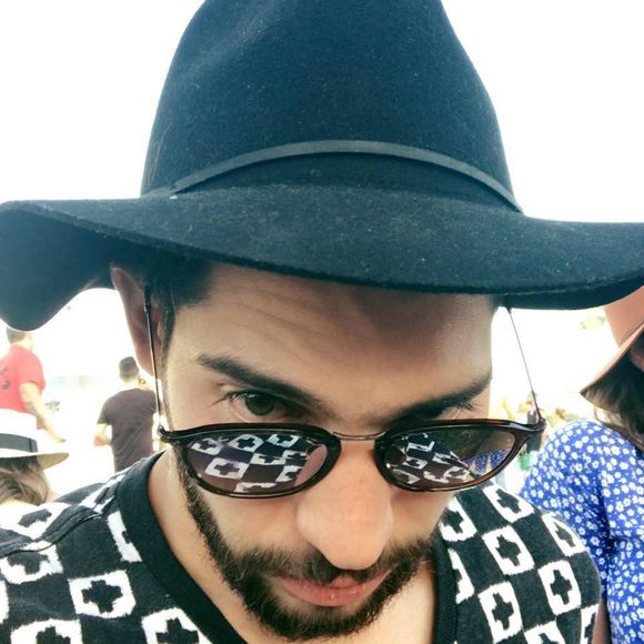 Meet your Posher, Francisco - Picture 1 of 1