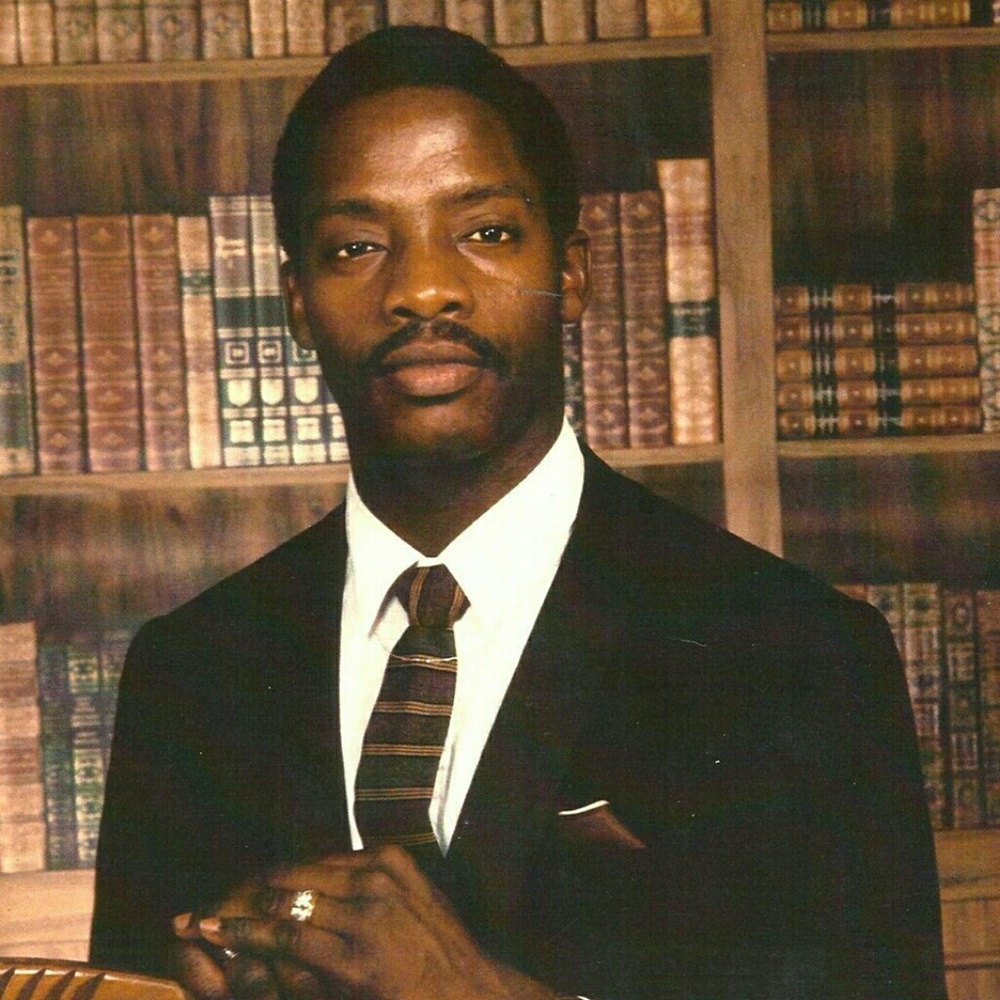 Hello, Im Jerome Caldwell.