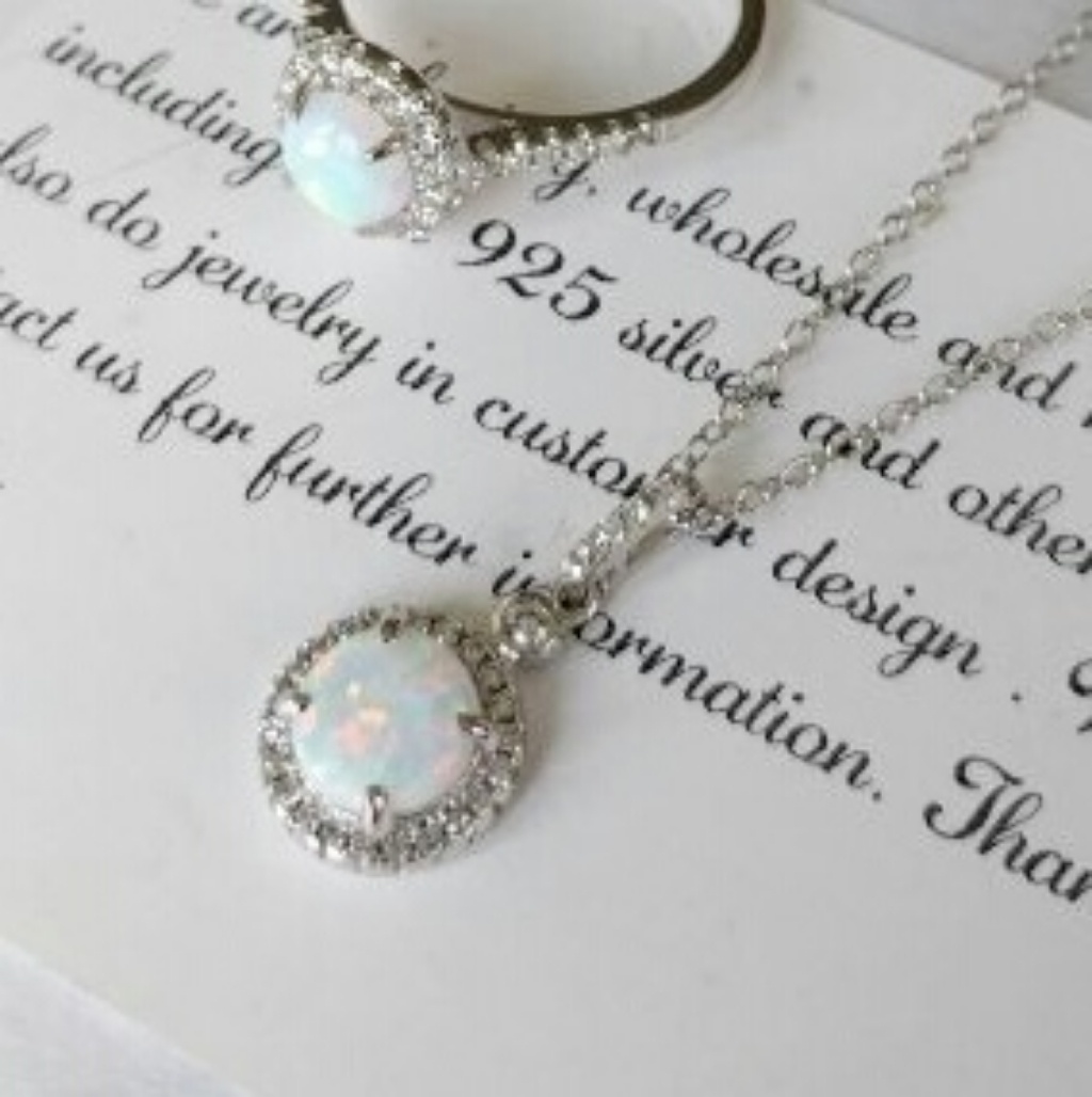 Solid 925 Silver Fire Opal Adjusted Necklace 19$