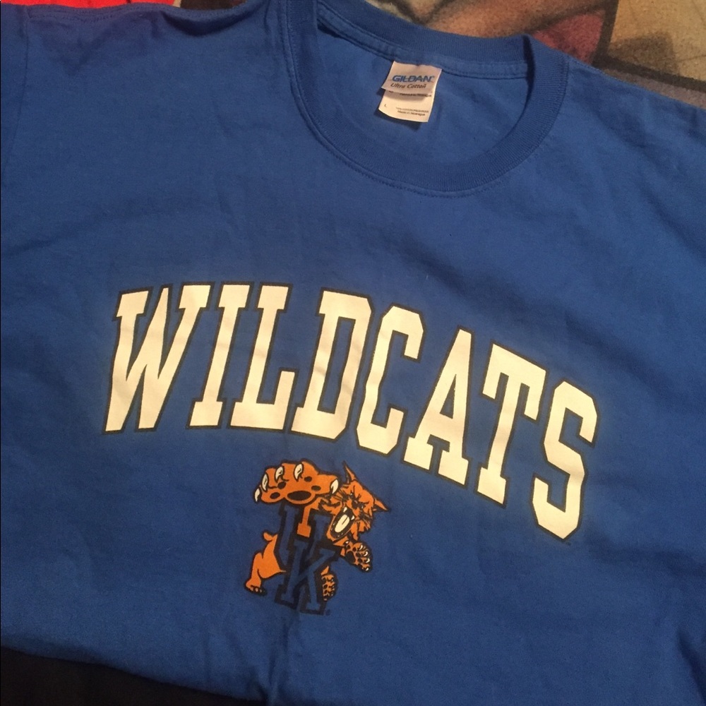 WILDCATS T Shirt!