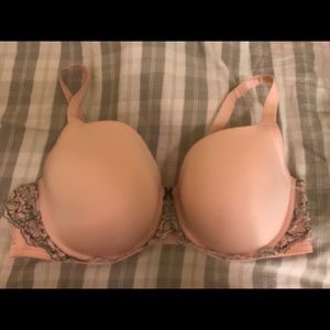 Pink and black lace t shirt bra 44 d