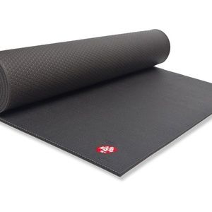Manduka black pro mat