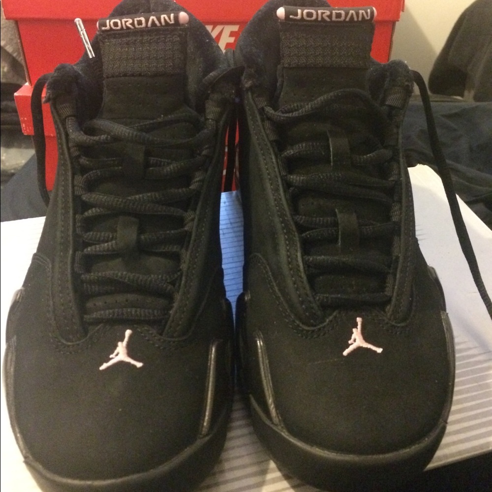 W Air Jordan 14 Retro