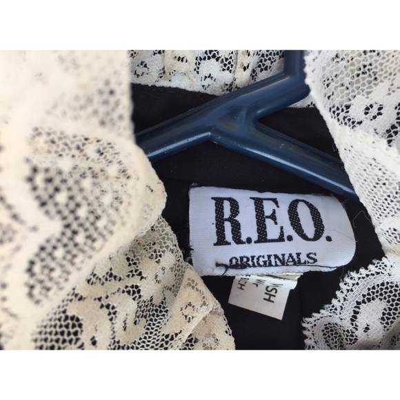 Sold Sold Sold! - Picture 3 of 6