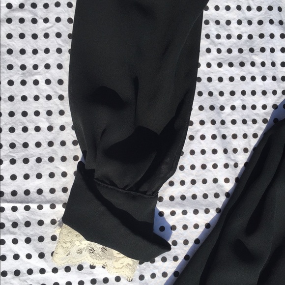 Sold Sold Sold! - Picture 6 of 6