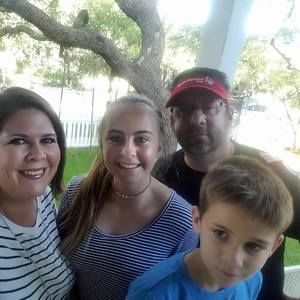 Meet your Posher, Christie