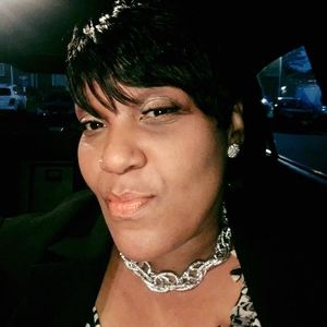 Meet your Posher, Josephine