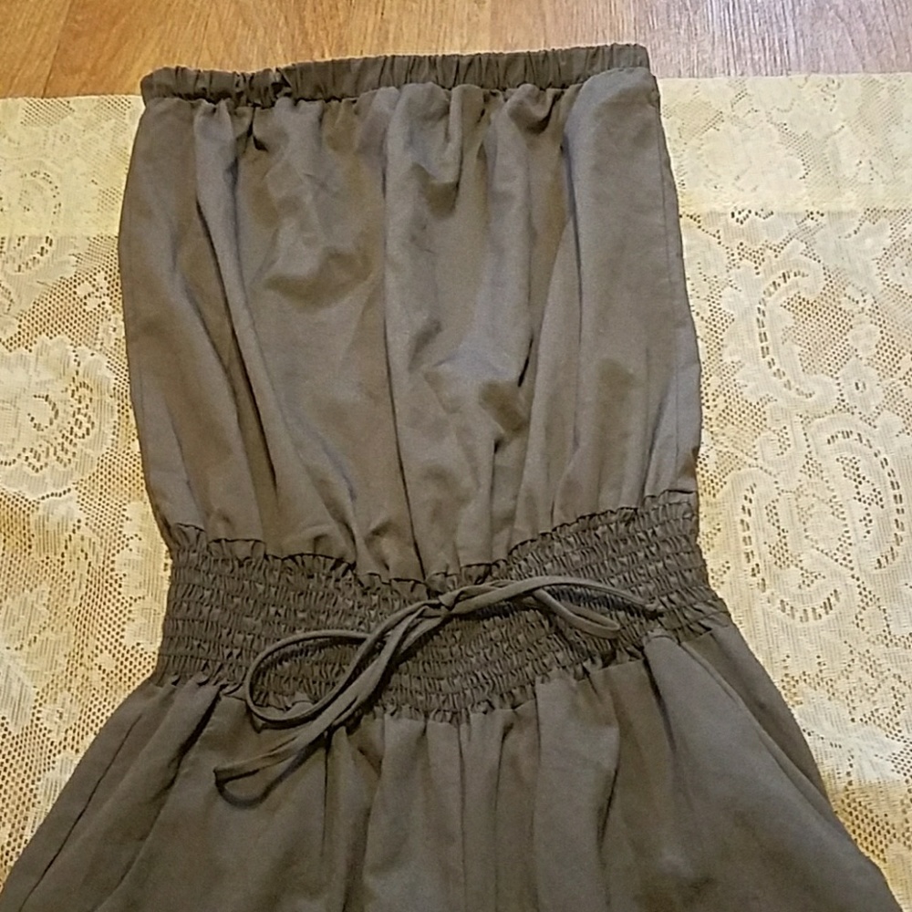 Capris - Picture 2 of 2